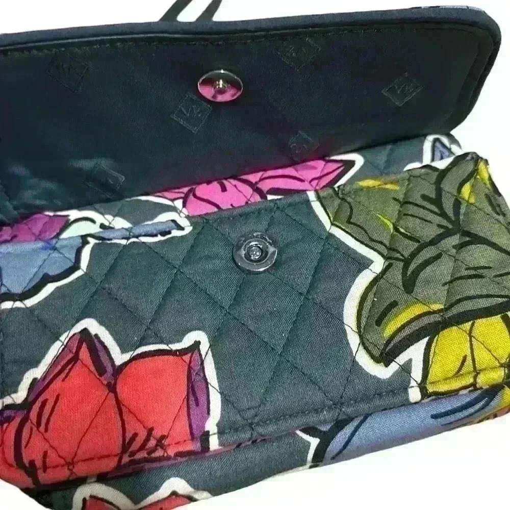 Vera Bradley Falling Flowers Rfid Grab & Go Wristlet Vg-Exc View 6